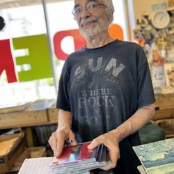 Bargain CDs Records & Tapes