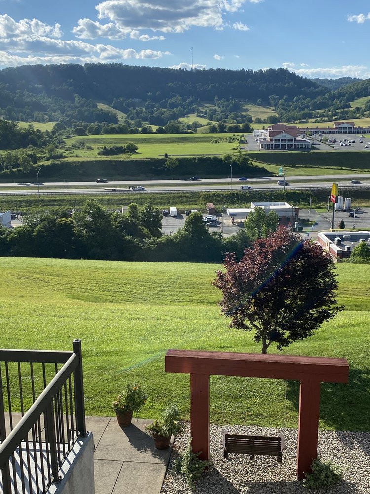 Days Inn Logo