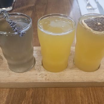 The Tasty Table - Mimosa flight: lavender,mango,orange - American Near Me - Ossining, New York