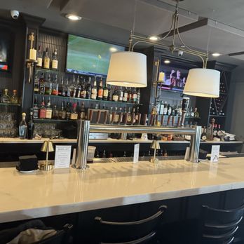 Park Place Restaurant & Bar - Bar - Bars Near Me - New Hyde Park, New York