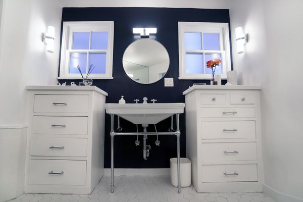 2 Bathroom remodeling- Beverly Hills 2018 - We renovated two guest bathrooms. We renovated the flooring, vanity and finish fixtures for the first bathroom. For the second guest bathroom, we did a complete renovation, which included new shower, flooring, vanity, free-standing tub and finish fixtures. Completed this project less than two months, clients are very satisfied with timeline, communication and with end-results.