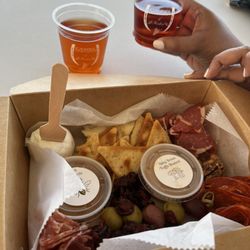 Cassel Vineyards Of Hershey - Charcuterie board sampler