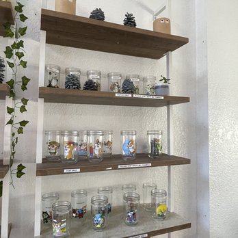 The Moo Bar - Cups - Desserts Near Me - Seattle, Washington