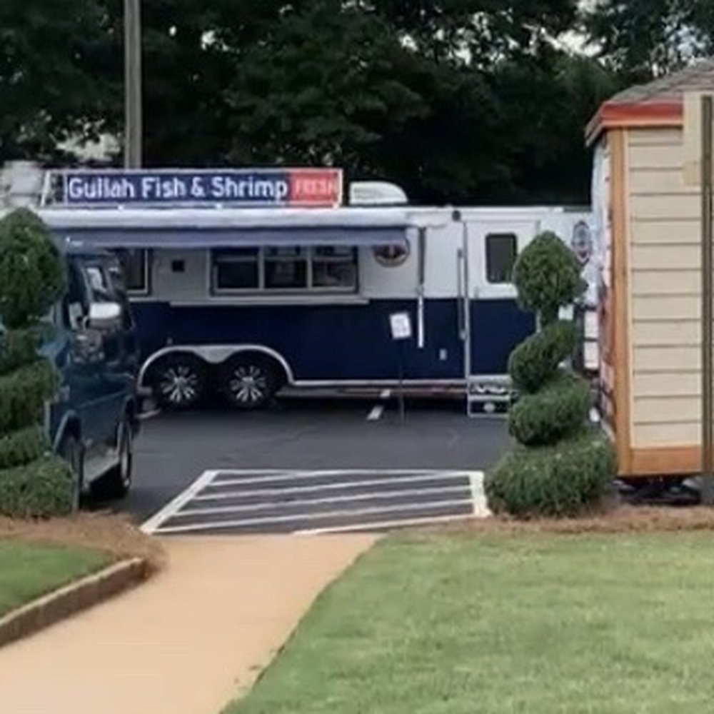 Gullah Fish & Shrimp - a truck parked in a parking lot - Seafood Near Me Gullah Fish & Shrimp - a truck parked in a parking lot - Seafood Near Me