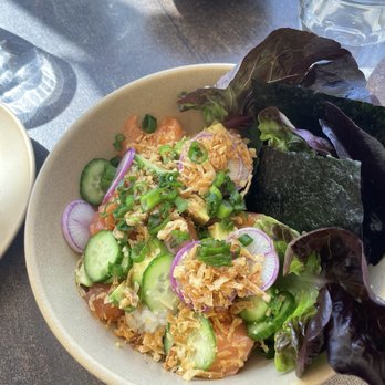 Belles Beach House - Salmon poke bowl - Tiki Bars Near Me - Los Angeles, California Belles Beach House - Salmon poke bowl - Tiki Bars Near Me - Los Angeles, California