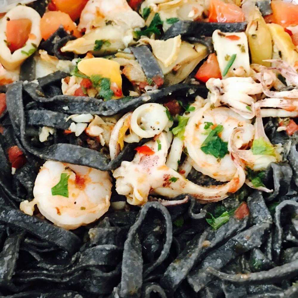 Louie's Pizza - Seafood black linguine - Italian Near Me - Elmhurst, New York