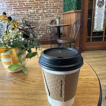 The Stoop - Café con leche - Coffee Roasteries Near Me - Baltimore, Maryland