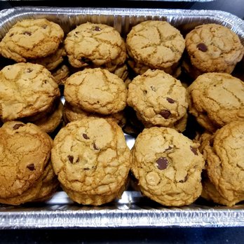 The Moonlight Chef - Chocolate chip cookies - Caterers Near Me