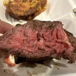 This is the "medium" cooked ribeye which I brought home. This is the "medium" cooked ribeye which I brought home.