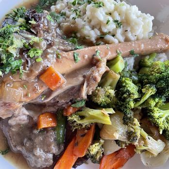 Paradiso Restaurant - Lamb Shank, risotto & mixed veggies - Italian Near Me - San Leandro, California