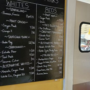 PizzAmore' - wine list - Pizza Near Me - Mount Dora, Florida