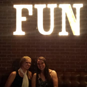 Viewhouse - Centennial - FUN! - American Near Me - Centennial, Colorado