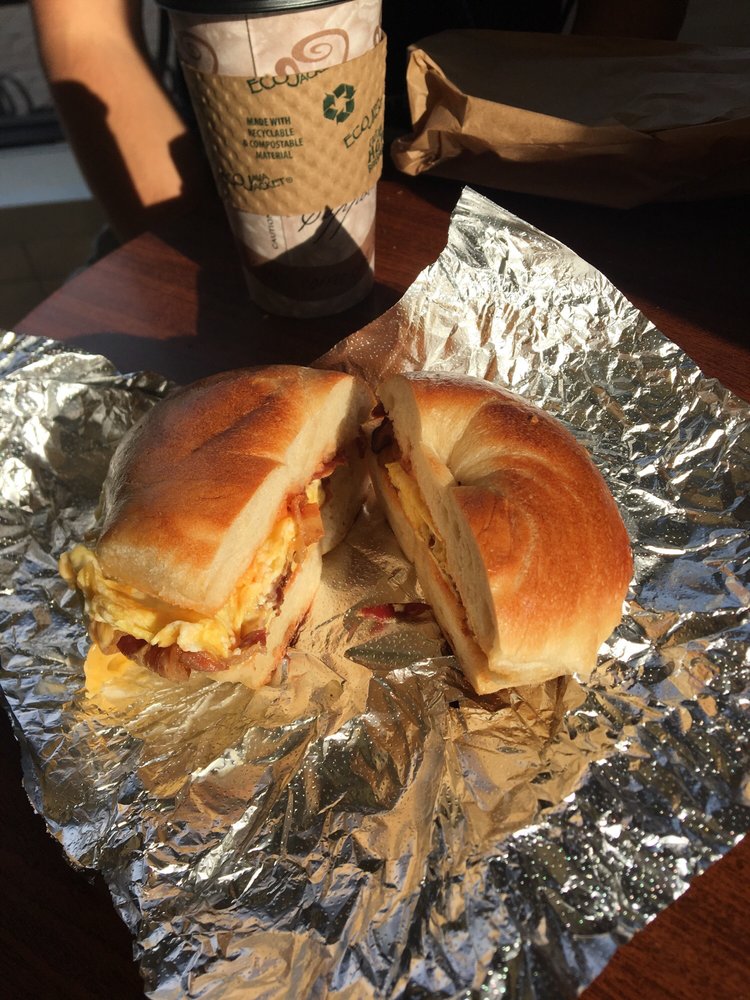 THREE STAR BAGELS 24 Photos & 63 Reviews Bagels 270 Columbia Ave