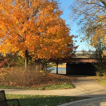 Mount Saint Mary Park - Botanical Gardens Near Me - St. Charles, Illinois