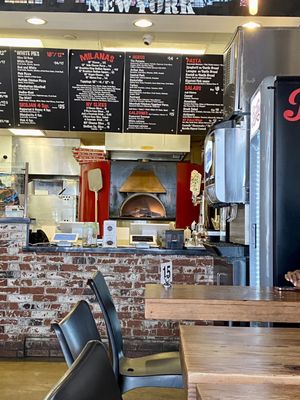 Milana's New York Pizzeria by null