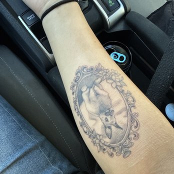 Kapwa Tattoo Studio - Fine line, bunny in vintage mirror - Tattoo Near Me - Honolulu, Hawaii