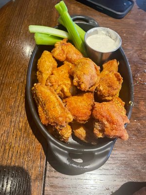 Bar Louie by null