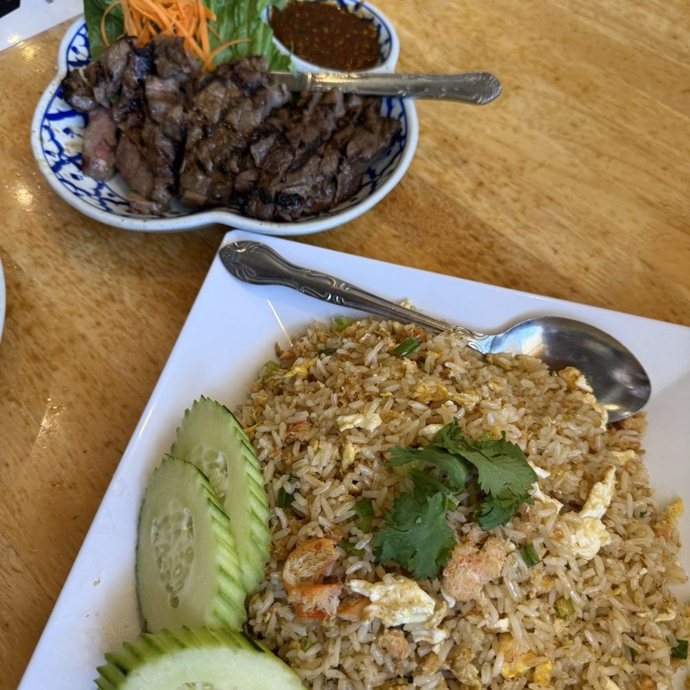 Palms Thai Restaurant - Seafood Near Me - Los Angeles, California Palms Thai Restaurant - Seafood Near Me - Los Angeles, California