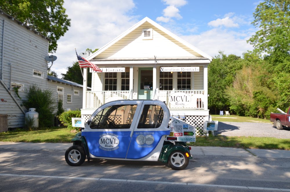 MCVL REALTY Updated August 2024 18 Photos 822 Pinckney St