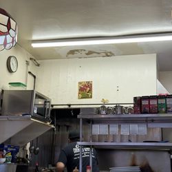 Carlos' Country Kitchen - Kitchen you can watch them cook