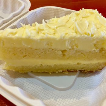 Bolare Trattoria & Pizzeria - LIMONCELLO CAKE - Pizza Near Me - Pacifica, California Bolare Trattoria & Pizzeria - LIMONCELLO CAKE - Pizza Near Me - Pacifica, California