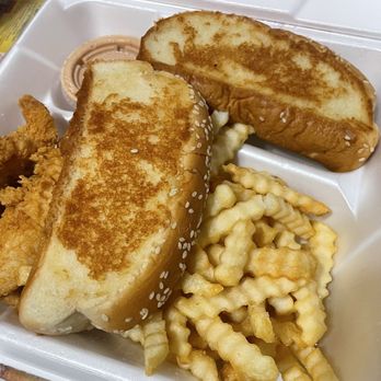 Raising Cane's Chicken Fingers - Fast Food Near Me - Miami, Florida Raising Cane's Chicken Fingers - Fast Food Near Me - Miami, Florida