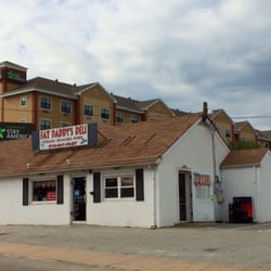Fat Daddy's Deli - Front