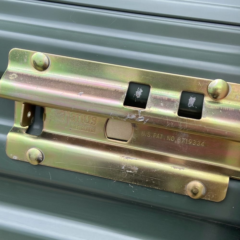 CubeSmart Self Storage - Very little damage to latch. Probably because the lock so easily cut through. - Self Storage Near Me - San Antonio, Texas CubeSmart Self Storage - Very little damage to latch. Probably because the lock so easily cut through. - Self Storage Near Me - San Antonio, Texas
