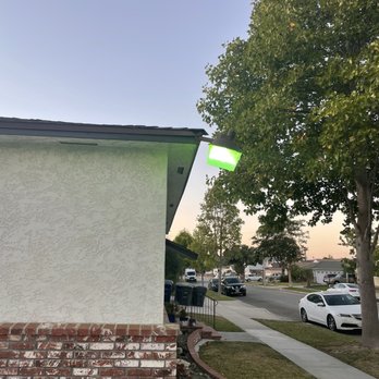 Castillo’s Electric - Old heavy lamp fixture that was replaced. - Electricians Near Me Castillo’s Electric - Old heavy lamp fixture that was replaced. - Electricians Near Me