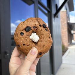 Gluten free cinnamon raisin bagel