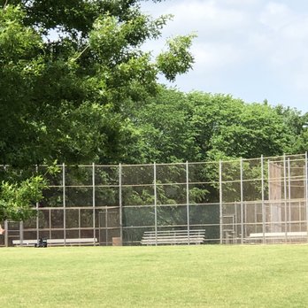 Parr Park - Parks Near Me - Grapevine, Texas