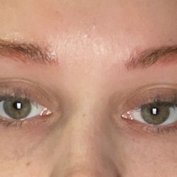 Sefora Sculpts Brows - Microbladed lines are not even and the shading is not right.