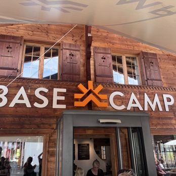 Base Camp Restaurant - Front - Steakhouses Near Me - Grindelwald, BE Base Camp Restaurant - Front - Steakhouses Near Me - Grindelwald, BE