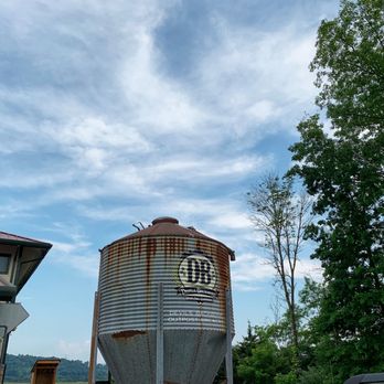 Devils Backbone Brewing Company - Front - Brewpubs Near Me - Lexington, Virginia Devils Backbone Brewing Company - Front - Brewpubs Near Me - Lexington, Virginia