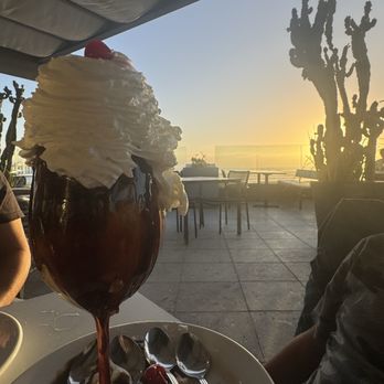 Sammy's Restaurant + Bar - Messy Sundae - Pizza Near Me - Imperial Beach, California Sammy's Restaurant + Bar - Messy Sundae - Pizza Near Me - Imperial Beach, California