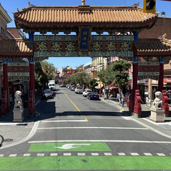 Gray Line Sightseeing Victoria - Chinatown - Tours Near Me - Victoria, British Columbia Gray Line Sightseeing Victoria - Chinatown - Tours Near Me - Victoria, British Columbia