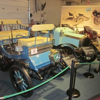 Car and Carriage Caravan Museum - Museums Near Me - Luray, Virginia