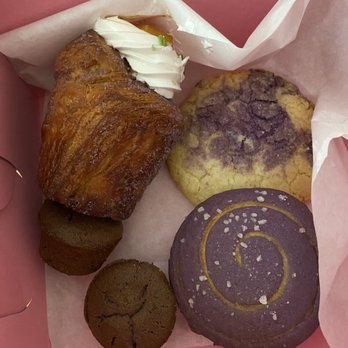 Bake Sum - sweet box - Desserts Near Me - Oakland, California Bake Sum - sweet box - Desserts Near Me - Oakland, California