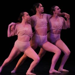Academy Of Danse