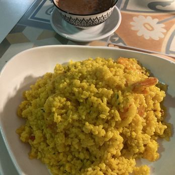 Hoy Como Ayer - Arroz con camarones with a side of bean casserole. - Seafood Near Me - Cabo Rojo, Puerto Rico