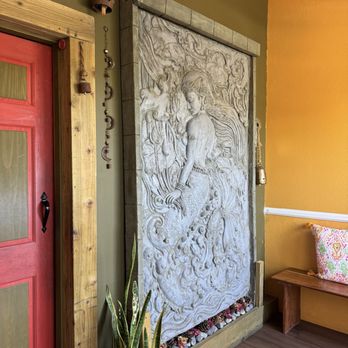 The ZenSai Spa - Decor - Day Spas Near Me - Burbank, California The ZenSai Spa - Decor - Day Spas Near Me - Burbank, California