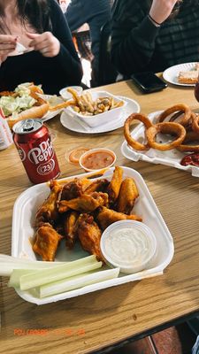 Dee Jay’s Hoagie’s & Pizza by null