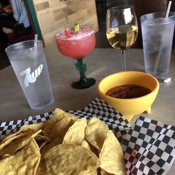 Papi Grande's - The free Yelp appetizer, my margarita and my friend's Kendall Jackson wine. - Mexican Near Me - Amherst, New York