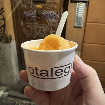 Otaleg - Mango & Banana - Ice Cream & Frozen Yogurt Near Me - Rome, RM