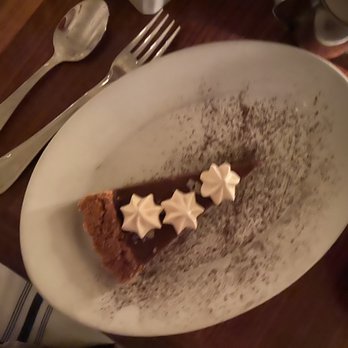 French Louie - Restaurant week dessert - Spiced chocolate tart: graham cracker crust, meringue cookies, smoked salt - French Near Me - Brooklyn, New York French Louie - Restaurant week dessert - Spiced chocolate tart: graham cracker crust, meringue cookies, smoked salt - French Near Me - Brooklyn, New York