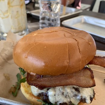 Burger Bench - Bench burger - American Near Me - Escondido, California Burger Bench - Bench burger - American Near Me - Escondido, California