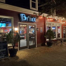 BRIXX WOOD FIRED PIZZA + CRAFT BAR - Updated January 2026 - 142 Photos