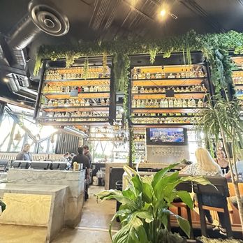 Flecha Cantina - Mexican Near Me - Huntington Beach, California