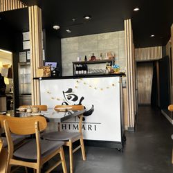 Himari - Interior