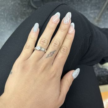 The Posh Nail - Nail Salons Near Me - Bronx, New York